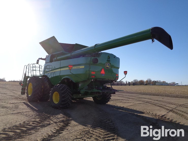 2023-john-deere-s790-image-7