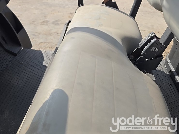 2020-club-car-carryall-1700-image-72