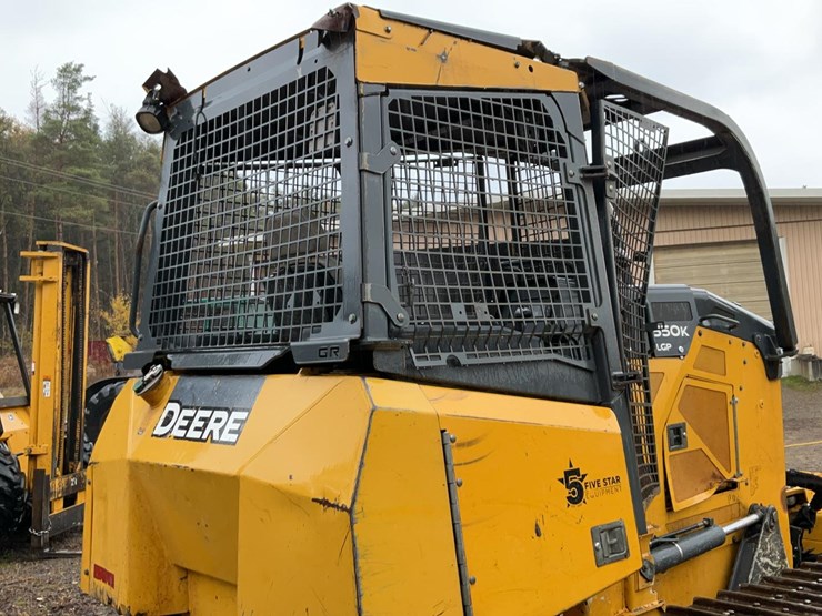 2016-deere-550k-lgp-image-41