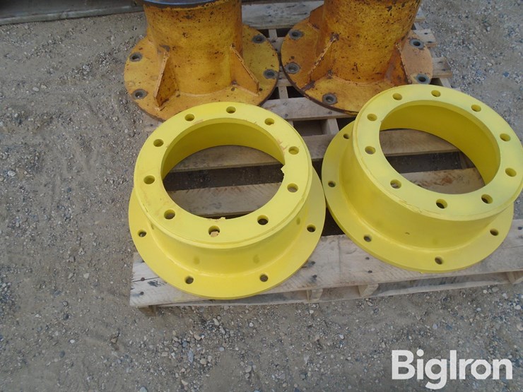 john-deere-380-image-17