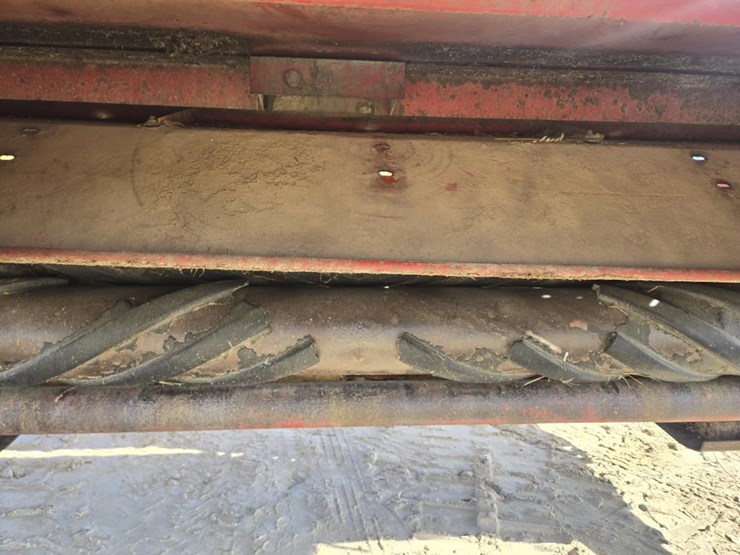 new-holland-489-image-8