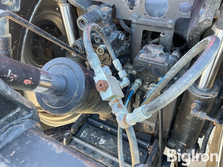 2009-case-ih-magnum-275-image-11