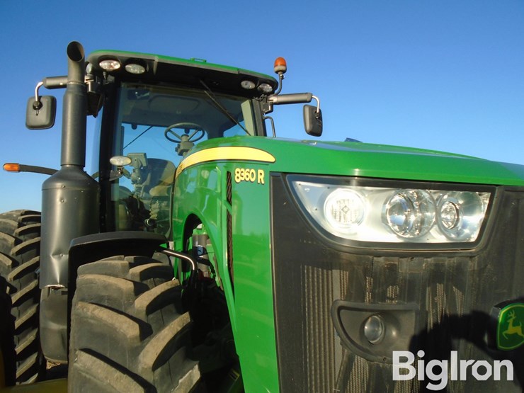 2014-john-deere-8360r-image-12