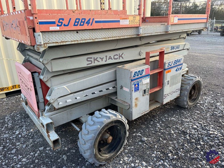 1999-skyjack-sj8841-/-41’-scissor-lift-image-27