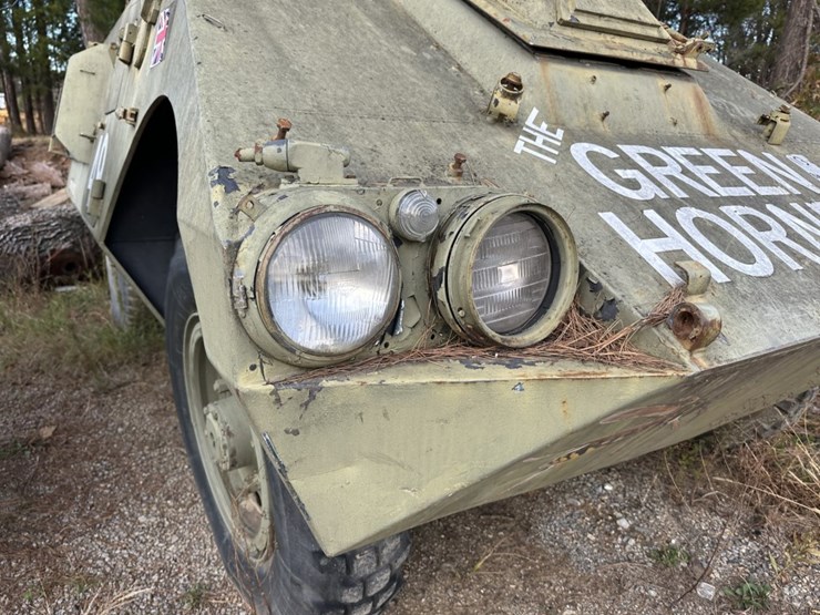 2118-ford-300-image-9