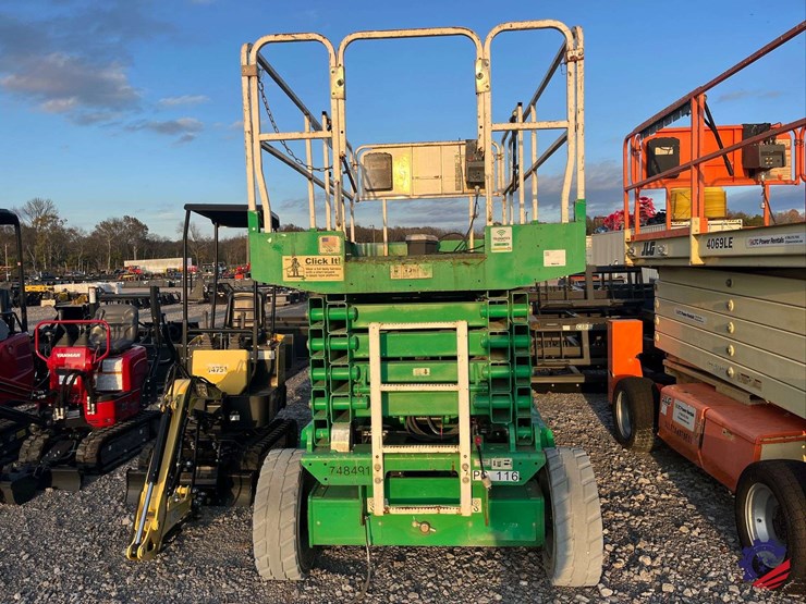 2015-jlg-4069le-image-13