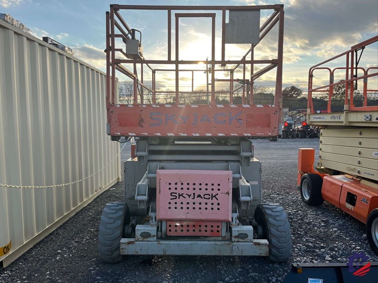 1999-skyjack-sj8841-/-41’-scissor-lift-image-20