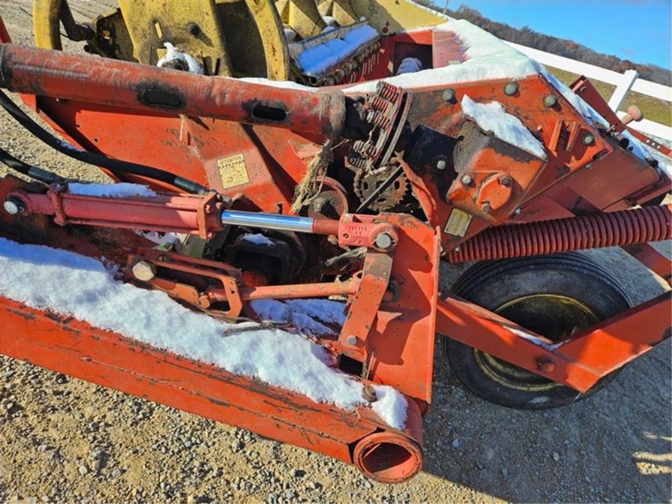 new-holland-477-image-30