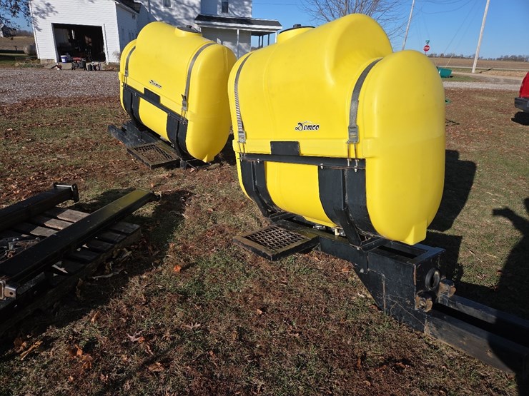 demco-saddle-tanks-w/-mounting-brackets-image-13