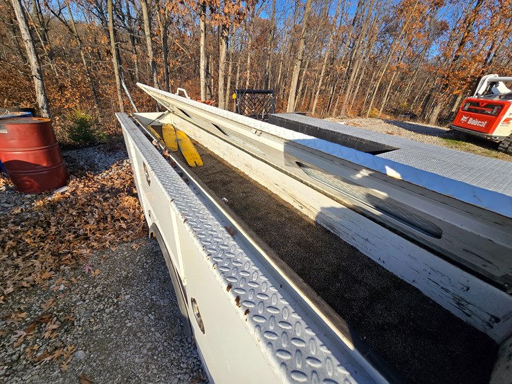 #22404-•-dakota-bodies,-inc-service-bed-image-28