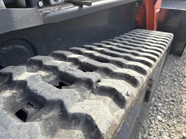 kubota-svl75-2-image-51