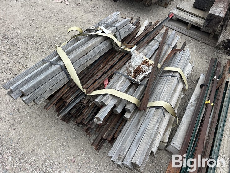 fencing-materials-assortment-image-15
