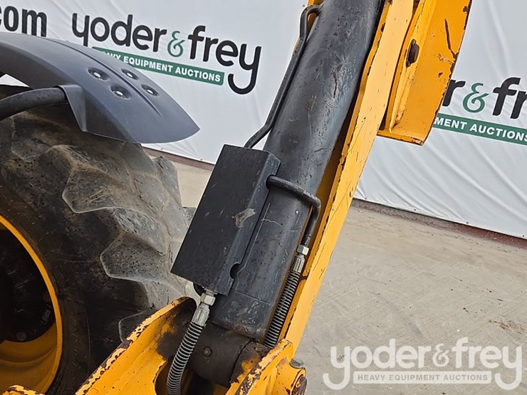 2017-jcb-510-56-image-47