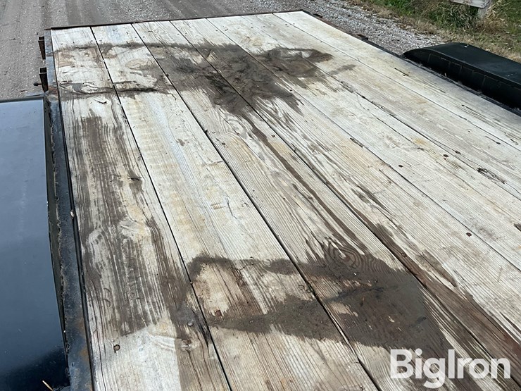 titan-trailer-image-17