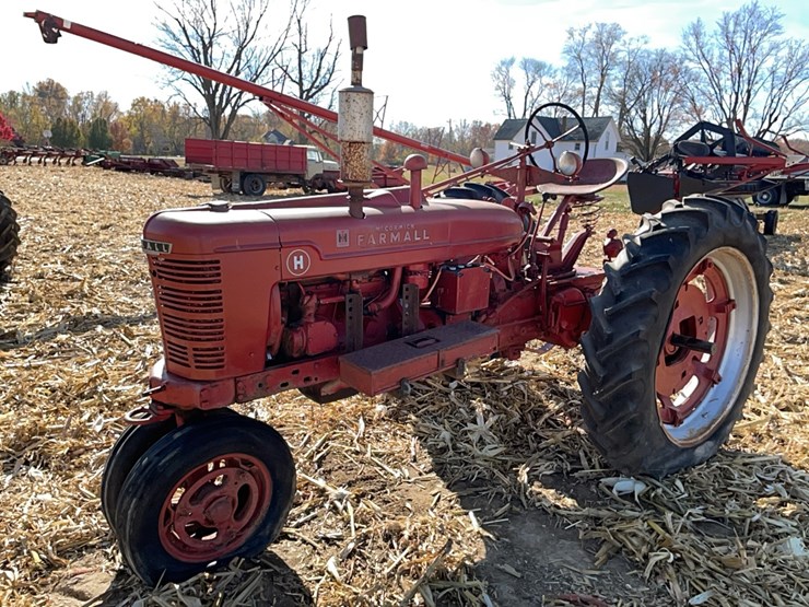 ih-farmall-h-tractor-image-39