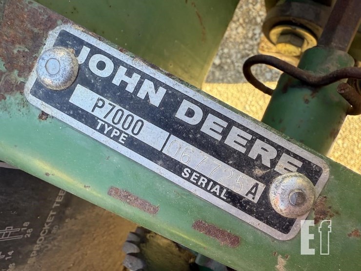 john-deere-7000-image-7