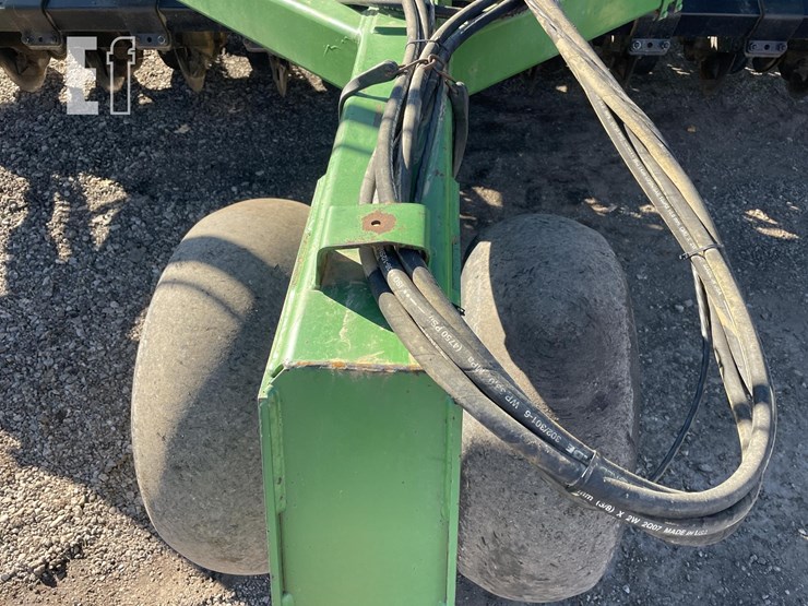 1997-john-deere-750-image-8