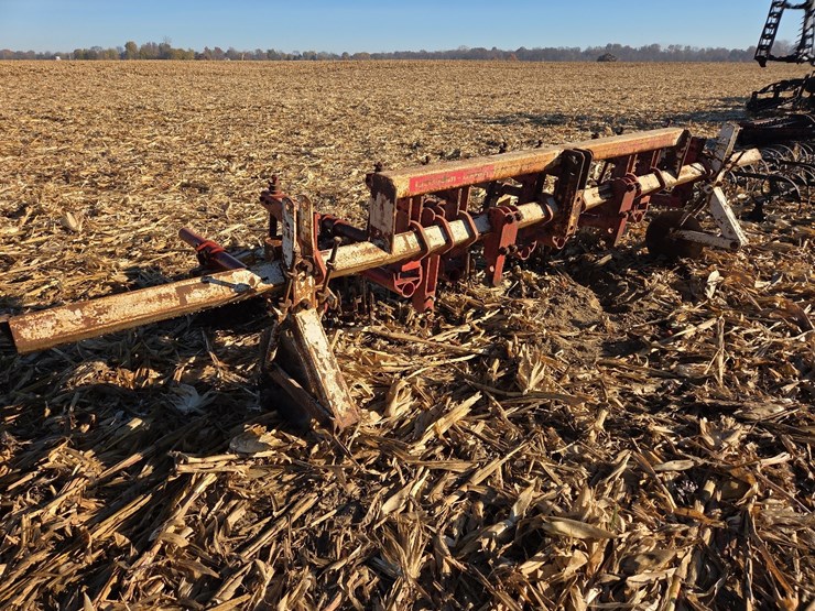 lilliston-lehman-4-row-rolling-cultivator-image-6