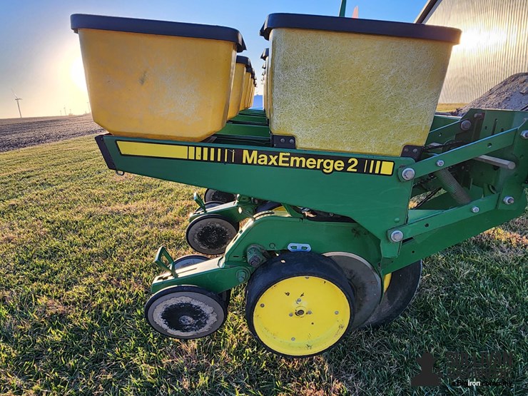 1995-john-deere-7200-image-15