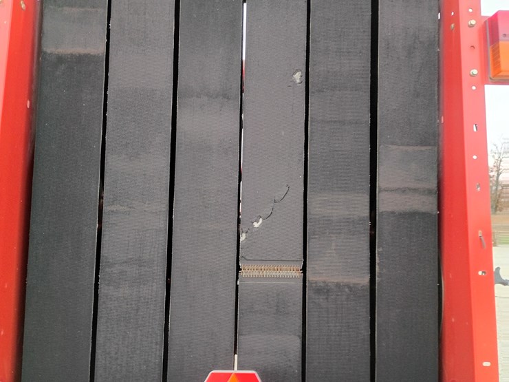 2014-new-holland-br7060-image-28