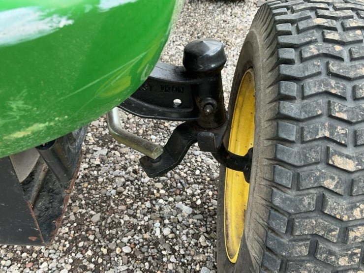 john-deere-l120-image-10