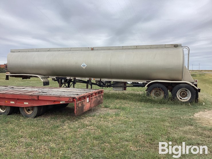 1969-trailmobile-trailer-image-8