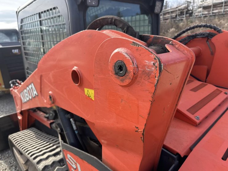 kubota-svl75-2-image-14