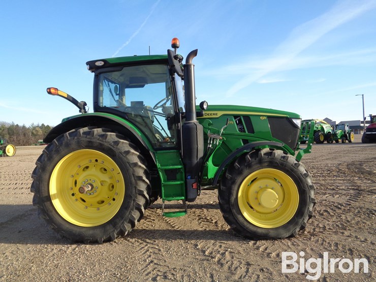 2023-john-deere-6r-175-image-4