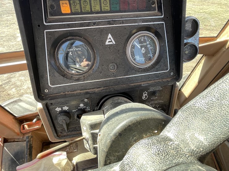 allis-chalmers-4w220-image-29