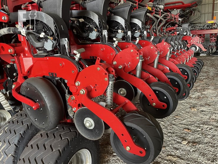 2024-case-ih-2160-image-13