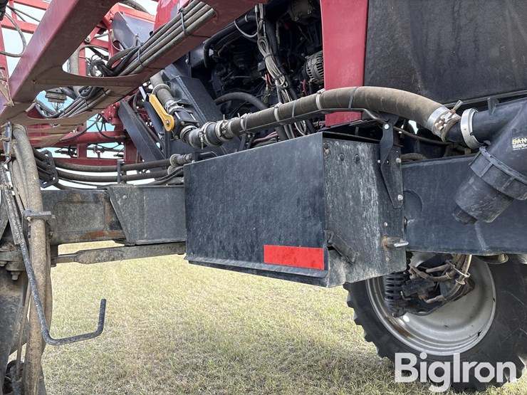 2017-case-ih-patriot-4440-image-19