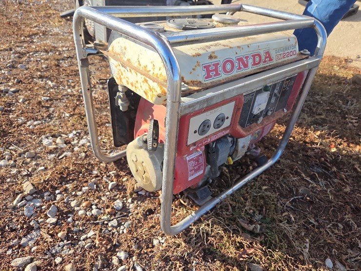 honda-em2200-generator-image-5