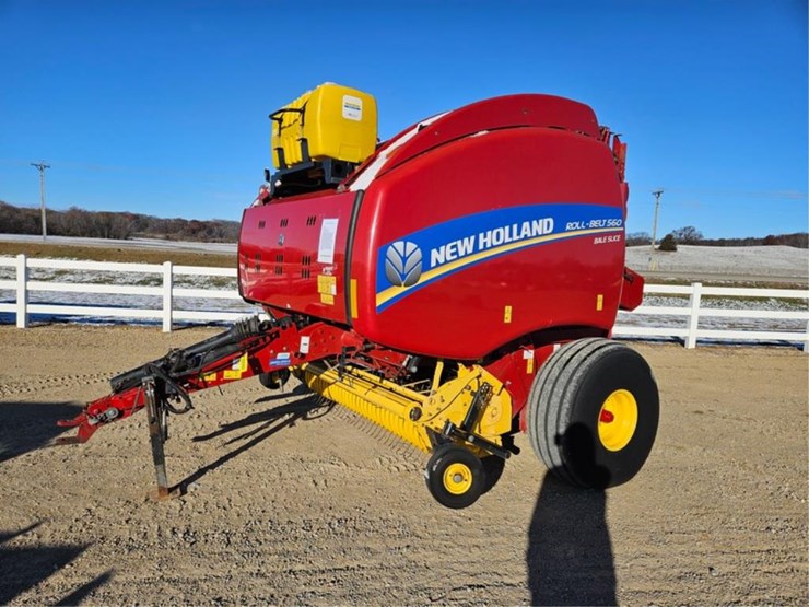 new-holland-roll-belt-560-image-1