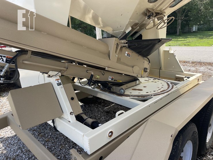 2010-unverferth-3750-image-14