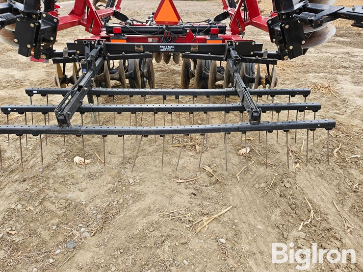 case-ih-370-image-11