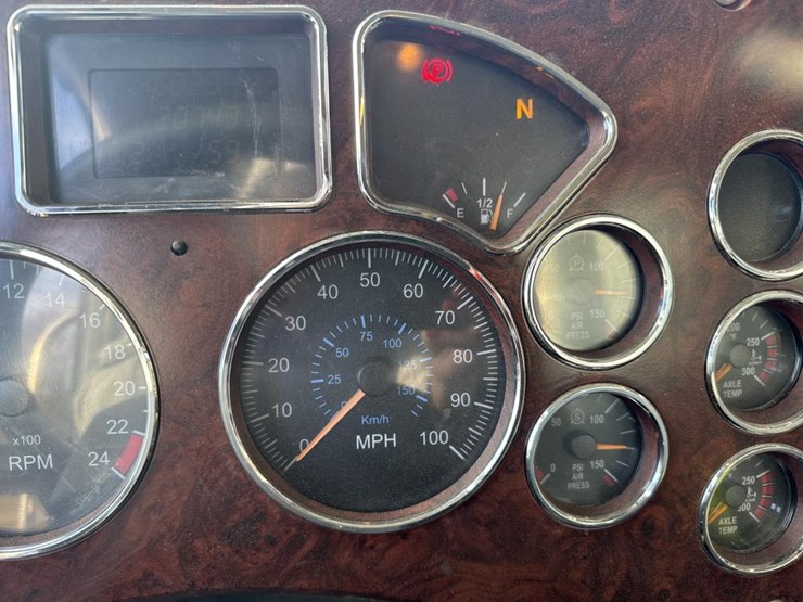 #1463-•-2007-mack-quad-axle-dump-truck-image-55