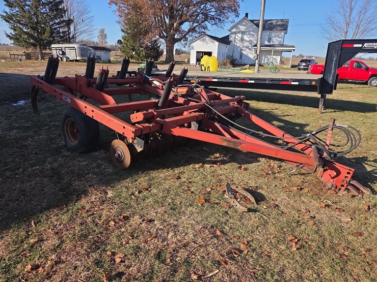 case-ih-6500-image-1