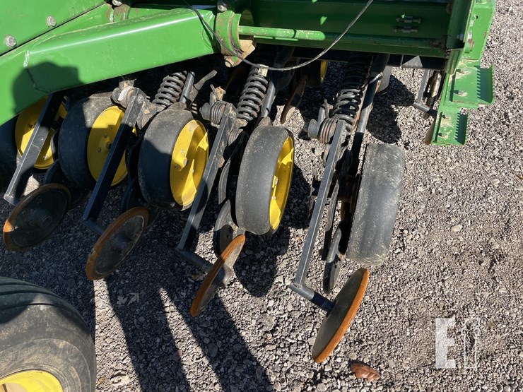 1997-john-deere-750-image-13