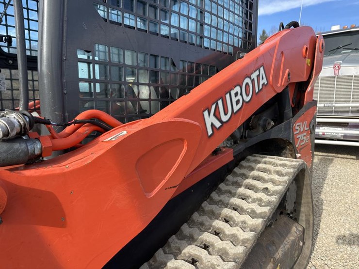 kubota-svl75-2-image-13