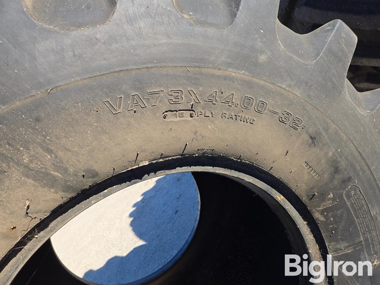 va73-x-44.00-32-tires-image-9