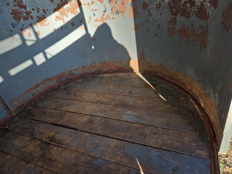 16'-ponderosa-livestock-trailer-image-28