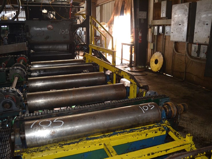 ligna-10"x36"-top-arbor-gang-saw-w/-quick-change-door-w/-chrome-press-rolls-w/-14'-hands-off-infeed-w/-positions-system-w/-cant-turner-w/-2-line-lazer-lites-w/-controls-image-7