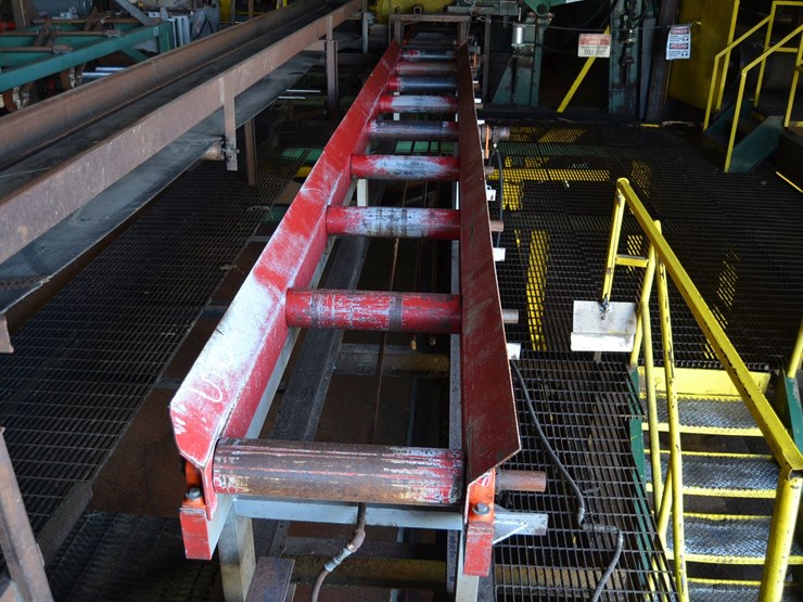 ligna-24"x25'-rollcase-w/-hydraulic-drive-image-3