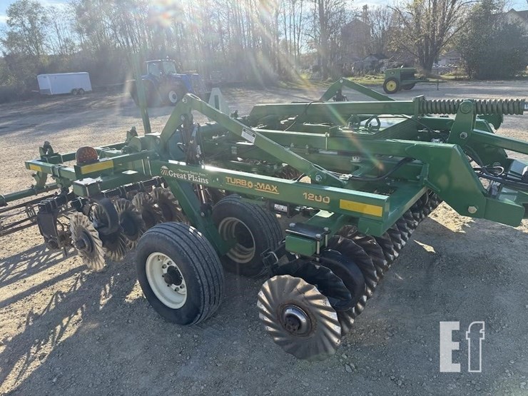 great-plains-1200tm-image-3