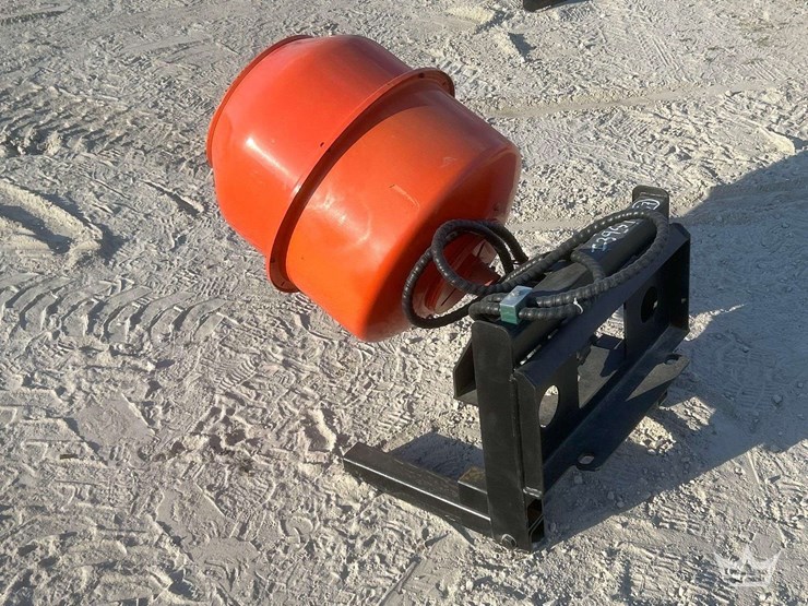 concrete-mixer-skid-steer-attachment-image-3