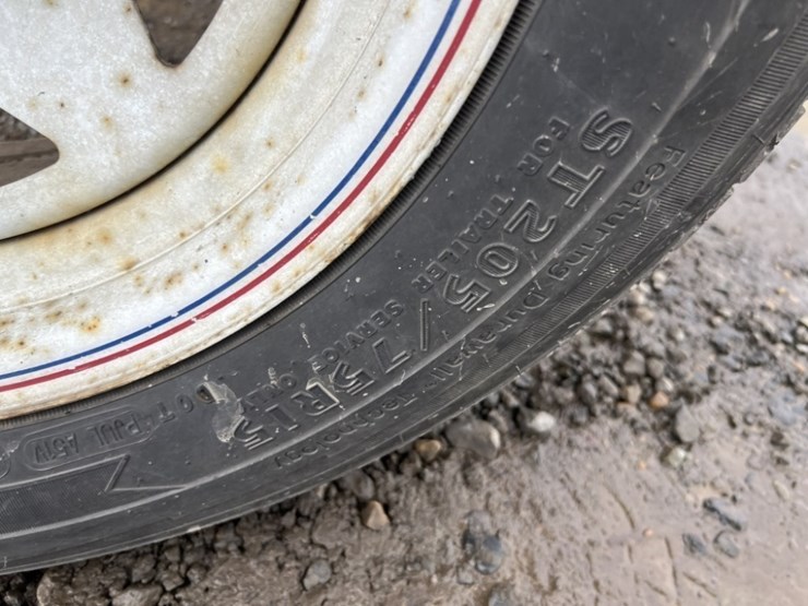 2004-wanco-towable-arrow-board-image-14