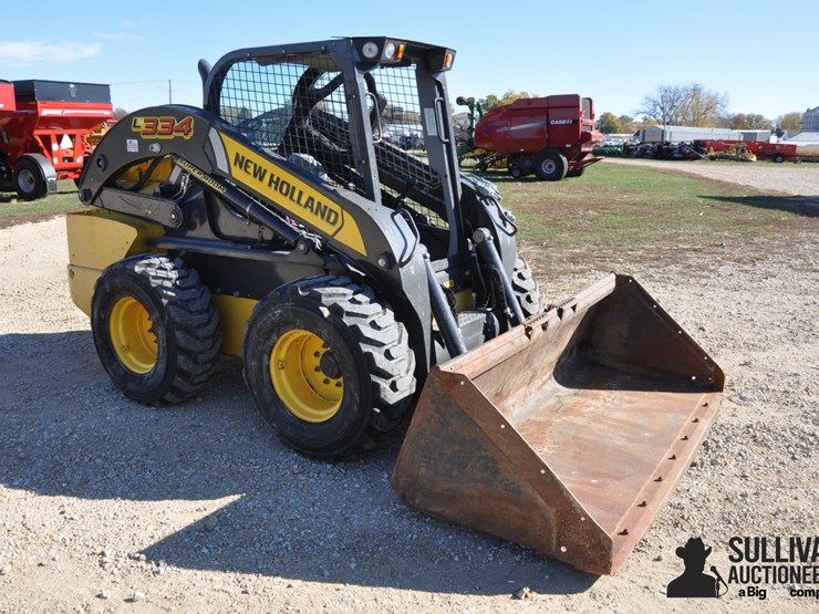 2020-new-holland-l334-image-3