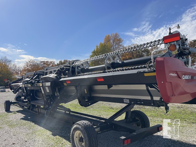 2024-case-ih-fd240-image-48