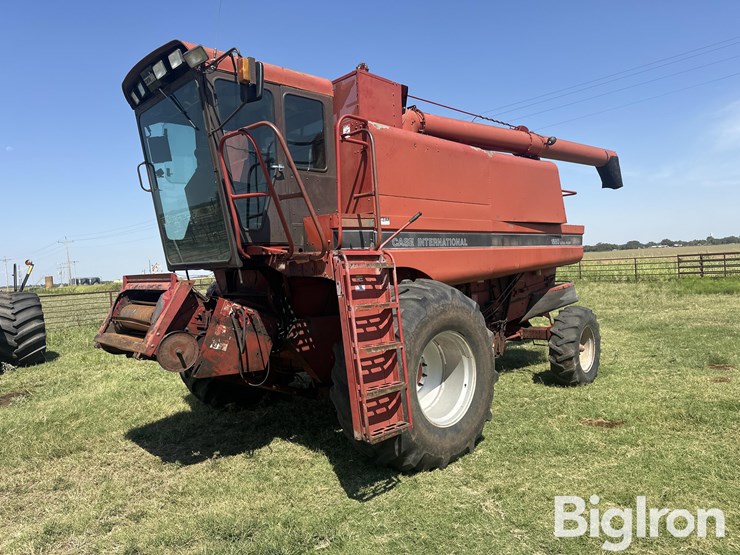 1990-case-ih-1680-image-1