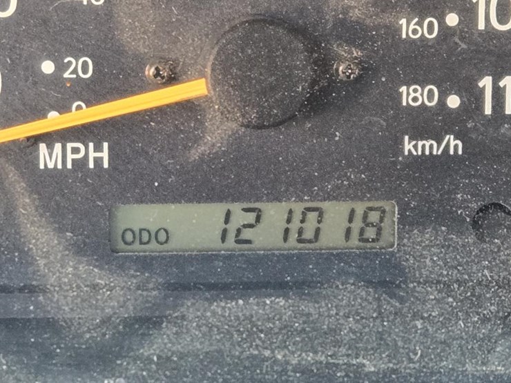 2000-toyota-tacoma-image-19